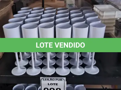 LOTE 098 - 30 TACAS EM PLÁSTICO PARA CHAMPANHEIRA COR BRANCA. (NO ESTADO) ATENÇÃO! FAZER A VISITAÇÃO ANTES DE ARREMATAR, NÃO SABEMOS SE FUNCIONA. LEILÃO NÃO TEM GARANTIA E NEM DEVOLUÇÃO, SUJEITO A POSSÍVEIS AVARIAS VISÍVEIS/OCULTAS E/OU AUSÊNCIA DE COMPONENTES.