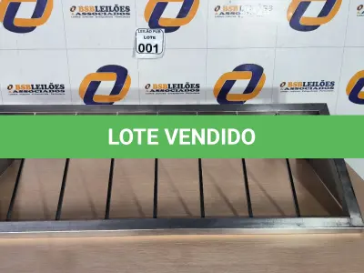 LOTE 001 - 01 PRATELEIRA DE PAREDE EM INOX VAZADA MEDINDO 1,00CM X 0,40CM. (NO ESTADO) ATENÇÃO! FAZER A VISITAÇÃO ANTES DE ARREMATAR, NÃO SABEMOS SE FUNCIONA. LEILÃO NÃO TEM GARANTIA E NEM DEVOLUÇÃO, SUJEITO A POSSÍVEIS AVARIAS VISÍVEIS/OCULTAS E/OU AUSÊNCIA DE COMPONENTES.