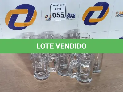 LOTE 055 - 10 CANECAS DE VIDRO PARA CHOPP. (NO ESTADO) ATENÇÃO! FAZER A VISITAÇÃO ANTES DE ARREMATAR, NÃO SABEMOS SE FUNCIONA. LEILÃO NÃO TEM GARANTIA E NEM DEVOLUÇÃO, SUJEITO A POSSÍVEIS AVARIAS VISÍVEIS/OCULTAS E/OU AUSÊNCIA DE COMPONENTES.
