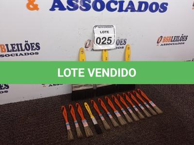 LOTE 025 - 01 LOTE C/ APROXIMADAMENTE 16 PINCÉIS MARCAS E MODELOS DIVERSOS(NOVO). (NO ESTADO) ATENÇÃO! FAZER A VISITAÇÃO ANTES DE ARREMATAR, NÃO SABEMOS SE FUNCIONA. LEILÃO NÃO TEM GARANTIA E NEM DEVOLUÇÃO, SUJEITO A POSSÍVEIS AVARIAS VISÍVEIS/OCULTAS E/OU AUSÊNCIA DE COMPONENTES.