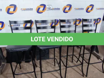 LOTE 181 - 01 LOTE COM 04 BANQUETAS ALTAS. (NO ESTADO) ATENÇÃO! FAZER A VISITAÇÃO ANTES DE ARREMATAR, NÃO SABEMOS SE FUNCIONA. LEILÃO NÃO TEM GARANTIA E NEM DEVOLUÇÃO, SUJEITO A POSSÍVEIS AVARIAS VISÍVEIS/OCULTAS E/OU AUSÊNCIA DE COMPONENTES.