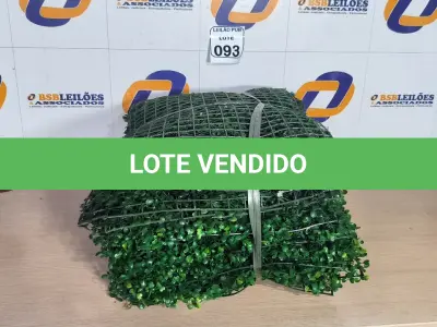 LOTE 093 - 01 LOTE C/PLANTAS ARTIFICIAIS. (NO ESTADO) ATENÇÃO! FAZER A VISITAÇÃO ANTES DE ARREMATAR, NÃO SABEMOS SE FUNCIONA. LEILÃO NÃO TEM GARANTIA E NEM DEVOLUÇÃO, SUJEITO A POSSÍVEIS AVARIAS VISÍVEIS/OCULTAS E/OU AUSÊNCIA DE COMPONENTES.