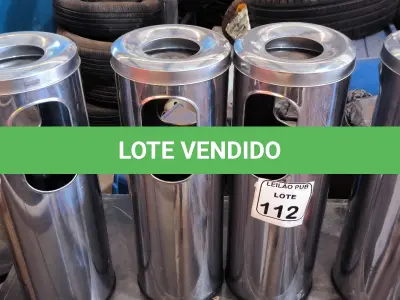 LOTE 112 - 4 LIXEIRAS EM INOX. (NO ESTADO) ATENÇÃO! FAZER A VISITAÇÃO ANTES DE ARREMATAR, NÃO SABEMOS SE FUNCIONA. LEILÃO NÃO TEM GARANTIA E NEM DEVOLUÇÃO, SUJEITO A POSSÍVEIS AVARIAS VISÍVEIS/OCULTAS E/OU AUSÊNCIA DE COMPONENTES.