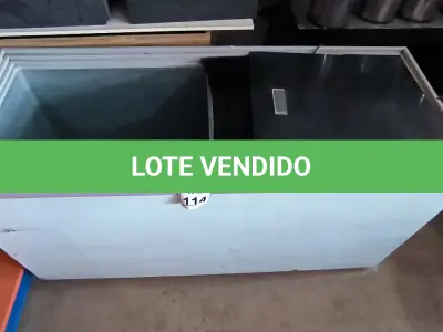 LOTE 114 - 01 FREEZER HORIZONTAL GELOPAC. 220 VOLTS. (NO ESTADO) ATENÇÃO! FAZER A VISITAÇÃO ANTES DE ARREMATAR, NÃO SABEMOS SE FUNCIONA. LEILÃO NÃO TEM GARANTIA E NEM DEVOLUÇÃO, SUJEITO A POSSÍVEIS AVARIAS VISÍVEIS/OCULTAS E/OU AUSÊNCIA DE COMPONENTES.
