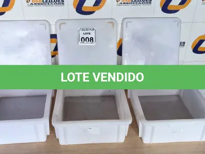LOTE 008 - 03 CAIXAS ORGANIZADORAS EM PLÁSTICO. (NO ESTADO) ATENÇÃO! FAZER A VISITAÇÃO ANTES DE ARREMATAR, NÃO SABEMOS SE FUNCIONA. LEILÃO NÃO TEM GARANTIA E NEM DEVOLUÇÃO, SUJEITO A POSSÍVEIS AVARIAS VISÍVEIS/OCULTAS E/OU AUSÊNCIA DE COMPONENTES.