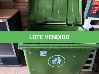 LOTE 186 - 01 LIXEIRA CONTAINER EM PLÁSTICO 660 LITROS. (NO ESTADO) ATENÇÃO! FAZER A VISITAÇÃO ANTES DE ARREMATAR, NÃO SABEMOS SE FUNCIONA. LEILÃO NÃO TEM GARANTIA E NEM DEVOLUÇÃO, SUJEITO A POSSÍVEIS AVARIAS VISÍVEIS/OCULTAS E/OU AUSÊNCIA DE COMPONENTES.