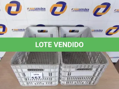 LOTE 157 - 02 CAIXAS PARA TRANSPORTE. (NO ESTADO) ATENÇÃO! FAZER A VISITAÇÃO ANTES DE ARREMATAR, NÃO SABEMOS SE FUNCIONA. LEILÃO NÃO TEM GARANTIA E NEM DEVOLUÇÃO, SUJEITO A POSSÍVEIS AVARIAS VISÍVEIS/OCULTAS E/OU AUSÊNCIA DE COMPONENTES.