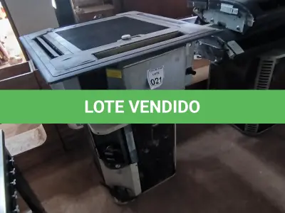 LOTE 021 - 01 AR CONDICIONADO COM EVAPORADORA DE TETO K7. (NO ESTADO) ATENÇÃO! FAZER A VISITAÇÃO ANTES DE ARREMATAR, NÃO SABEMOS SE FUNCIONA. LEILÃO NÃO TEM GARANTIA E NEM DEVOLUÇÃO, SUJEITO A POSSÍVEIS AVARIAS VISÍVEIS/OCULTAS E/OU AUSÊNCIA DE COMPONENTES.