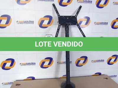 LOTE 144 - 01 SUPORTE PARA TELEVISÃO. (NO ESTADO) ATENÇÃO! FAZER A VISITAÇÃO ANTES DE ARREMATAR, NÃO SABEMOS SE FUNCIONA. LEILÃO NÃO TEM GARANTIA E NEM DEVOLUÇÃO, SUJEITO A POSSÍVEIS AVARIAS VISÍVEIS/OCULTAS E/OU AUSÊNCIA DE COMPONENTES.