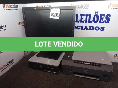 LOTE 228 - 01 PC ALL IN ONE MARCA HP E 02 CPU´S MARCA HP. (NO ESTADO) ATENÇÃO! FAZER A VISITAÇÃO ANTES DE ARREMATAR, NÃO SABEMOS SE FUNCIONA. LEILÃO NÃO TEM GARANTIA E NEM DEVOLUÇÃO, SUJEITO A POSSÍVEIS AVARIAS VISÍVEIS/OCULTAS E/OU AUSÊNCIA DE COMPONENTES.