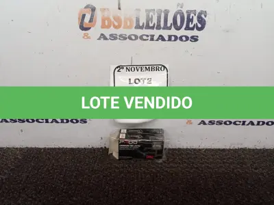 LOTE 036 - 02 CADEADOS DE LATÃO MARCA PADO(NOVO). (NO ESTADO) ATENÇÃO! FAZER A VISITAÇÃO ANTES DE ARREMATAR, NÃO SABEMOS SE FUNCIONA. LEILÃO NÃO TEM GARANTIA E NEM DEVOLUÇÃO, SUJEITO A POSSÍVEIS AVARIAS VISÍVEIS/OCULTAS E/OU AUSÊNCIA DE COMPONENTES.