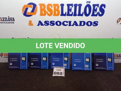 LOTE 052 - 05 REFLETORES LED AMBIENTE EXTERNO 100W(NOVO). (NO ESTADO) ATENÇÃO! FAZER A VISITAÇÃO ANTES DE ARREMATAR, NÃO SABEMOS SE FUNCIONA. LEILÃO NÃO TEM GARANTIA E NEM DEVOLUÇÃO, SUJEITO A POSSÍVEIS AVARIAS VISÍVEIS/OCULTAS E/OU AUSÊNCIA DE COMPONENTES.