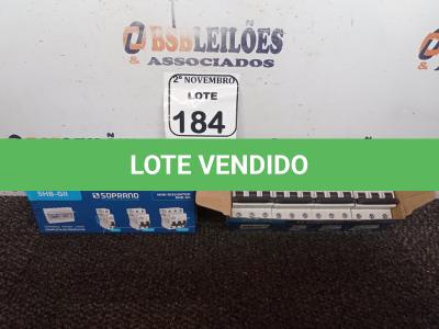 LOTE 184 - 02 CAIXAS DE DISJUNTORES C/08 UNIDADES MARCA SOPRANO(NOVO). (NO ESTADO) ATENÇÃO! FAZER A VISITAÇÃO ANTES DE ARREMATAR, NÃO SABEMOS SE FUNCIONA. LEILÃO NÃO TEM GARANTIA E NEM DEVOLUÇÃO, SUJEITO A POSSÍVEIS AVARIAS VISÍVEIS/OCULTAS E/OU AUSÊNCIA DE COMPONENTES.