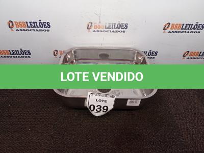 LOTE 039 - 01 CUBA EM AÇO INOX STANDARD MARCA FABRINOX 400X340X140MM(NOVO). (NO ESTADO) ATENÇÃO! FAZER A VISITAÇÃO ANTES DE ARREMATAR, NÃO SABEMOS SE FUNCIONA. LEILÃO NÃO TEM GARANTIA E NEM DEVOLUÇÃO, SUJEITO A POSSÍVEIS AVARIAS VISÍVEIS/OCULTAS E/OU AUSÊNCIA DE COMPONENTES.