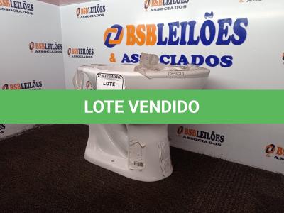 LOTE 200 - 01 VASO SANITÁRIO NA COR BRANCA MARCA DECA(NOVO). (NO ESTADO) ATENÇÃO! FAZER A VISITAÇÃO ANTES DE ARREMATAR, NÃO SABEMOS SE FUNCIONA. LEILÃO NÃO TEM GARANTIA E NEM DEVOLUÇÃO, SUJEITO A POSSÍVEIS AVARIAS VISÍVEIS/OCULTAS E/OU AUSÊNCIA DE COMPONENTES.