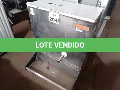 LOTE 294 - 01 BEBEDOURO MARCA NARDIN INCOMPLETO. (NO ESTADO) ATENÇÃO! FAZER A VISITAÇÃO ANTES DE ARREMATAR, NÃO SABEMOS SE FUNCIONA. LEILÃO NÃO TEM GARANTIA E NEM DEVOLUÇÃO, SUJEITO A POSSÍVEIS AVARIAS VISÍVEIS/OCULTAS E/OU AUSÊNCIA DE COMPONENTES.