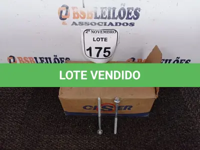 LOTE 175 - 01 CAIXA DE PARAFUSOS ROSCA P/TELHAS. (NO ESTADO) ATENÇÃO! FAZER A VISITAÇÃO ANTES DE ARREMATAR, NÃO SABEMOS SE FUNCIONA. LEILÃO NÃO TEM GARANTIA E NEM DEVOLUÇÃO, SUJEITO A POSSÍVEIS AVARIAS VISÍVEIS/OCULTAS E/OU AUSÊNCIA DE COMPONENTES.