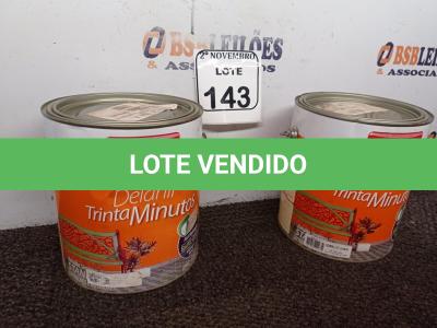 LOTE 143 - 02 LATAS DE ESMALTE SINTÉTICO COM 3,6L CADA MARCA IQUINE COR VERMELHO VINHO(NOVO). (NO ESTADO) ATENÇÃO! FAZER A VISITAÇÃO ANTES DE ARREMATAR, NÃO SABEMOS SE FUNCIONA. LEILÃO NÃO TEM GARANTIA E NEM DEVOLUÇÃO, SUJEITO A POSSÍVEIS AVARIAS VISÍVEIS/OCULTAS E/OU AUSÊNCIA DE COMPONENTES.