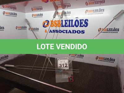 LOTE 312 - 06 ESPETOS DIVERSOS P/CHURRASCO(NOVO) (NO ESTADO) ATENÇÃO! FAZER A VISITAÇÃO ANTES DE ARREMATAR, NÃO SABEMOS SE FUNCIONA. LEILÃO NÃO TEM GARANTIA E NEM DEVOLUÇÃO, SUJEITO A POSSÍVEIS AVARIAS VISÍVEIS/OCULTAS E/OU AUSÊNCIA DE COMPONENTES.