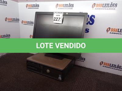 LOTE 227 - 01 PC ALL IN ONE MARCA HP E 01 CPU MARCA DELL. (NO ESTADO) ATENÇÃO! FAZER A VISITAÇÃO ANTES DE ARREMATAR, NÃO SABEMOS SE FUNCIONA. LEILÃO NÃO TEM GARANTIA E NEM DEVOLUÇÃO, SUJEITO A POSSÍVEIS AVARIAS VISÍVEIS/OCULTAS E/OU AUSÊNCIA DE COMPONENTES.