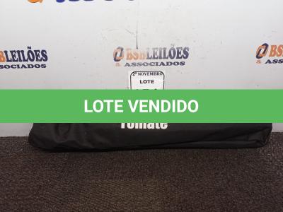 LOTE 154 - 01 TRIPÉ P/ CÂMERA FOTOGRÁFICA MARCA TOMATE. (NO ESTADO) ATENÇÃO! FAZER A VISITAÇÃO ANTES DE ARREMATAR, NÃO SABEMOS SE FUNCIONA. LEILÃO NÃO TEM GARANTIA E NEM DEVOLUÇÃO, SUJEITO A POSSÍVEIS AVARIAS VISÍVEIS/OCULTAS E/OU AUSÊNCIA DE COMPONENTES.