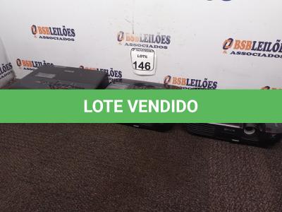 LOTE 146 - 03 PROJETORES MARCA EPSON P/RETIRADA DE PEÇAS. (NO ESTADO) ATENÇÃO! FAZER A VISITAÇÃO ANTES DE ARREMATAR, NÃO SABEMOS SE FUNCIONA. LEILÃO NÃO TEM GARANTIA E NEM DEVOLUÇÃO, SUJEITO A POSSÍVEIS AVARIAS VISÍVEIS/OCULTAS E/OU AUSÊNCIA DE COMPONENTES.