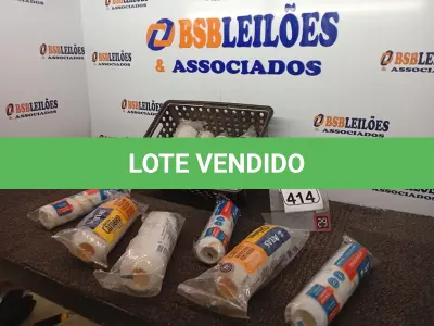 LOTE 414 - 11 ROLOS P/PINTURA MARCAS E MODELOS DIVERSOS. (NOVO). (NO ESTADO) ATENÇÃO! FAZER A VISITAÇÃO ANTES DE ARREMATAR, NÃO SABEMOS SE FUNCIONA. LEILÃO NÃO TEM GARANTIA E NEM DEVOLUÇÃO, SUJEITO A POSSÍVEIS AVARIAS VISÍVEIS/OCULTAS E/OU AUSÊNCIA DE COMPONENTES.