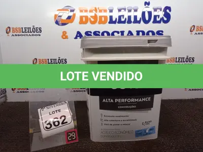 LOTE 362 - 01 LATA DE TINTA FOSCO BRANCO NEVE 18L MARCA SUVINIL(NOVO). (NO ESTADO) ATENÇÃO! FAZER A VISITAÇÃO ANTES DE ARREMATAR, NÃO SABEMOS SE FUNCIONA. LEILÃO NÃO TEM GARANTIA E NEM DEVOLUÇÃO, SUJEITO A POSSÍVEIS AVARIAS VISÍVEIS/OCULTAS E/OU AUSÊNCIA DE COMPONENTES.