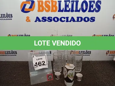 LOTE 462 - 05 COPOS DE VIDRO. (NO ESTADO) ATENÇÃO! FAZER A VISITAÇÃO ANTES DE ARREMATAR, NÃO SABEMOS SE FUNCIONA. LEILÃO NÃO TEM GARANTIA E NEM DEVOLUÇÃO, SUJEITO A POSSÍVEIS AVARIAS VISÍVEIS/OCULTAS E/OU AUSÊNCIA DE COMPONENTES.