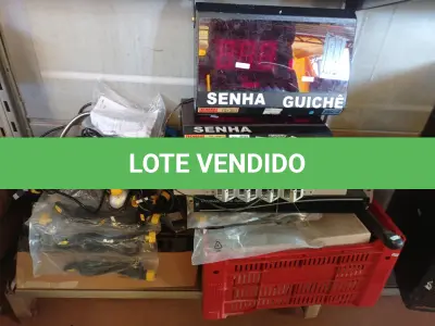 LOTE 161 - 01 LOTE C/DIVERSOS CABOS, PAINÉIS DE SENHAS, PERFURADORES DE PAPEL E MATERIAIS DIVERSOS. (NO ESTADO) ATENÇÃO! FAZER A VISITAÇÃO ANTES DE ARREMATAR, NÃO SABEMOS SE FUNCIONA. LEILÃO NÃO TEM GARANTIA E NEM DEVOLUÇÃO, SUJEITO A POSSÍVEIS AVARIAS VISÍVEIS/OCULTAS E/OU AUSÊNCIA DE COMPONENTES.