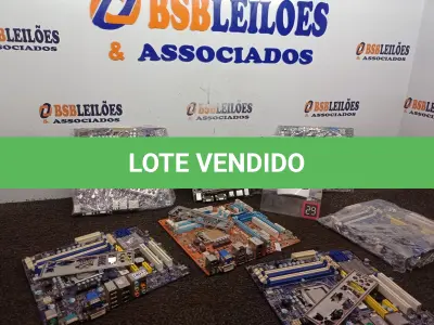 LOTE 087 - 07 PLACAS MÃE MARCAS E MODELOS DIVERSOS. (NO ESTADO) ATENÇÃO! FAZER A VISITAÇÃO ANTES DE ARREMATAR, NÃO SABEMOS SE FUNCIONA. LEILÃO NÃO TEM GARANTIA E NEM DEVOLUÇÃO, SUJEITO A POSSÍVEIS AVARIAS VISÍVEIS/OCULTAS E/OU AUSÊNCIA DE COMPONENTES.