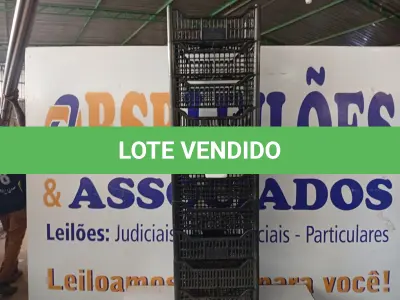 LOTE 452 - 10 CESTAS ORGANIZADORAS DE PLÁSTICO (NOVO). (NO ESTADO) ATENÇÃO! FAZER A VISITAÇÃO ANTES DE ARREMATAR, NÃO SABEMOS SE FUNCIONA. LEILÃO NÃO TEM GARANTIA E NEM DEVOLUÇÃO, SUJEITO A POSSÍVEIS AVARIAS VISÍVEIS/OCULTAS E/OU AUSÊNCIA DE COMPONENTES.