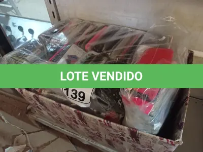 LOTE 139 - 01 LOTE C/VÁRIAS CAPAS DE CELULARES MODELOS DIVERSOS. (NO ESTADO) ATENÇÃO! FAZER A VISITAÇÃO ANTES DE ARREMATAR, NÃO SABEMOS SE FUNCIONA. LEILÃO NÃO TEM GARANTIA E NEM DEVOLUÇÃO, SUJEITO A POSSÍVEIS AVARIAS VISÍVEIS/OCULTAS E/OU AUSÊNCIA DE COMPONENTES.