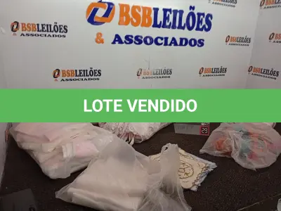 LOTE 464 - 01 COBRE LEITO, 01 COLCHA E 03 FRONHAS BORDADOS NA COR ROSA. 01 LENÇOL C/03 FRONHAS BORDADOS NA COR ROSA. 01 CAMINHO DE MESA EM LINHO NA COR BRANCA. 06 JOGOS AMERICANOS RENDA FILE C/ 06 GUARDANAPOS C/ BORDADO PEQUENO. 06 PORTAS TAÇAS E 06 GUARDANAPOS. (NO ESTADO) ATENÇÃO! FAZER A VISITAÇÃO ANTES DE ARREMATAR, NÃO SABEMOS SE FUNCIONA. LEILÃO NÃO TEM GARANTIA E NEM DEVOLUÇÃO, SUJEITO A POSSÍVEIS AVARIAS VISÍVEIS/OCULTAS E/OU AUSÊNCIA DE COMPONENTES.