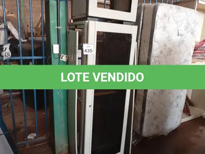 LOTE 435 - 02 RACKS DE FERRO. (NO ESTADO) ATENÇÃO! FAZER A VISITAÇÃO ANTES DE ARREMATAR, NÃO SABEMOS SE FUNCIONA. LEILÃO NÃO TEM GARANTIA E NEM DEVOLUÇÃO, SUJEITO A POSSÍVEIS AVARIAS VISÍVEIS/OCULTAS E/OU AUSÊNCIA DE COMPONENTES.