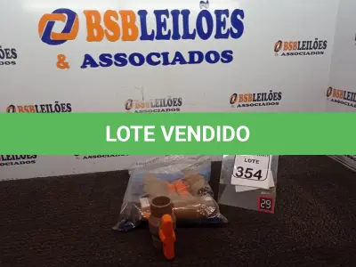 LOTE 354 - 05 REGISTROS ESFERAS DE PVC 40MM(NOVO). (NO ESTADO) ATENÇÃO! FAZER A VISITAÇÃO ANTES DE ARREMATAR, NÃO SABEMOS SE FUNCIONA. LEILÃO NÃO TEM GARANTIA E NEM DEVOLUÇÃO, SUJEITO A POSSÍVEIS AVARIAS VISÍVEIS/OCULTAS E/OU AUSÊNCIA DE COMPONENTES.