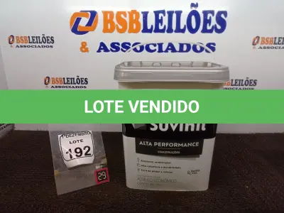 LOTE 192 - 01 BALDE DE TINTA BRANCO FOSCO MARCA SUVINIL 18L.(NOVO) (NO ESTADO) ATENÇÃO! FAZER A VISITAÇÃO ANTES DE ARREMATAR, NÃO SABEMOS SE FUNCIONA. LEILÃO NÃO TEM GARANTIA E NEM DEVOLUÇÃO, SUJEITO A POSSÍVEIS AVARIAS VISÍVEIS/OCULTAS E/OU AUSÊNCIA DE COMPONENTES.