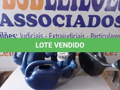 LOTE 142 - 06 REGADORES. (NO ESTADO) ATENÇÃO! FAZER A VISITAÇÃO ANTES DE ARREMATAR, NÃO SABEMOS SE FUNCIONA. LEILÃO NÃO TEM GARANTIA E NEM DEVOLUÇÃO, SUJEITO A POSSÍVEIS AVARIAS VISÍVEIS/OCULTAS E/OU AUSÊNCIA DE COMPONENTES.