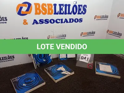 LOTE 041 - 05 FITAS ANTIGAS. (NO ESTADO) ATENÇÃO! FAZER A VISITAÇÃO ANTES DE ARREMATAR, NÃO SABEMOS SE FUNCIONA. LEILÃO NÃO TEM GARANTIA E NEM DEVOLUÇÃO, SUJEITO A POSSÍVEIS AVARIAS VISÍVEIS/OCULTAS E/OU AUSÊNCIA DE COMPONENTES.