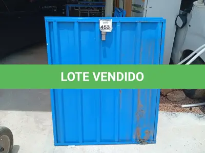 LOTE 453 - 02 PORTAS NA COR AZUL MEDINDO 1,00X16 COMPRIMENTO, 98 DE LARGURA.NA COR AZUL. (NO ESTADO) ATENÇÃO! FAZER A VISITAÇÃO ANTES DE ARREMATAR, NÃO SABEMOS SE FUNCIONA. LEILÃO NÃO TEM GARANTIA E NEM DEVOLUÇÃO, SUJEITO A POSSÍVEIS AVARIAS VISÍVEIS/OCULTAS E/OU AUSÊNCIA DE COMPONENTES.