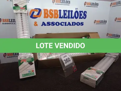 LOTE 360 - 06 LUMINÁRIAS LUMIFACIL TASCHIBRA (NO ESTADO) ATENÇÃO! FAZER A VISITAÇÃO ANTES DE ARREMATAR, NÃO SABEMOS SE FUNCIONA. LEILÃO NÃO TEM GARANTIA E NEM DEVOLUÇÃO, SUJEITO A POSSÍVEIS AVARIAS VISÍVEIS/OCULTAS E/OU AUSÊNCIA DE COMPONENTES.