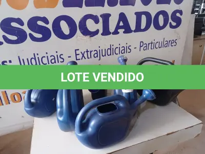 LOTE 142 - 06 REGADORES. (NO ESTADO) ATENÇÃO! FAZER A VISITAÇÃO ANTES DE ARREMATAR, NÃO SABEMOS SE FUNCIONA. LEILÃO NÃO TEM GARANTIA E NEM DEVOLUÇÃO, SUJEITO A POSSÍVEIS AVARIAS VISÍVEIS/OCULTAS E/OU AUSÊNCIA DE COMPONENTES.
