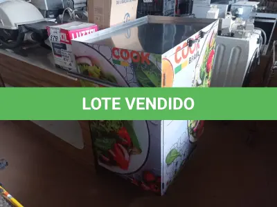 LOTE 378 - 01 CARRINHO P/FRIOS 02 PORTAS EM INOX. (NO ESTADO) ATENÇÃO! FAZER A VISITAÇÃO ANTES DE ARREMATAR, NÃO SABEMOS SE FUNCIONA. LEILÃO NÃO TEM GARANTIA E NEM DEVOLUÇÃO, SUJEITO A POSSÍVEIS AVARIAS VISÍVEIS/OCULTAS E/OU AUSÊNCIA DE COMPONENTES.