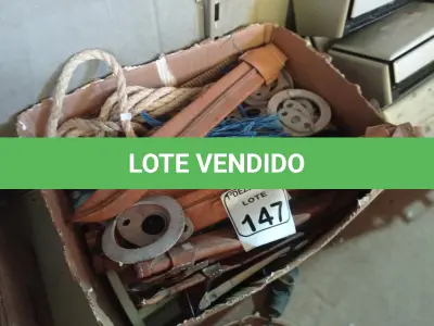 LOTE 147 - 01 LOTE C/DIVERSAS BAINHAS EM COURO P/FACÃO, CORDAS, JUNTAS EM COURO E MATERIAIS DIVERSOS. (NO ESTADO) ATENÇÃO! FAZER A VISITAÇÃO ANTES DE ARREMATAR, NÃO SABEMOS SE FUNCIONA. LEILÃO NÃO TEM GARANTIA E NEM DEVOLUÇÃO, SUJEITO A POSSÍVEIS AVARIAS VISÍVEIS/OCULTAS E/OU AUSÊNCIA DE COMPONENTES.
