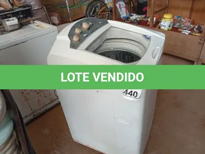 LOTE 440 - 01 MÁQUINA DE LAVAR 15KG MARCA KING COMPACITY (NO ESTADO) ATENÇÃO! FAZER A VISITAÇÃO ANTES DE ARREMATAR, NÃO SABEMOS SE FUNCIONA. LEILÃO NÃO TEM GARANTIA E NEM DEVOLUÇÃO, SUJEITO A POSSÍVEIS AVARIAS VISÍVEIS/OCULTAS E/OU AUSÊNCIA DE COMPONENTES.