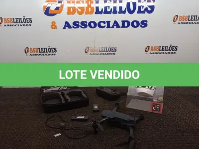 LOTE 026 - 01 DRONE. (NO ESTADO) ATENÇÃO! FAZER A VISITAÇÃO ANTES DE ARREMATAR, NÃO SABEMOS SE FUNCIONA. LEILÃO NÃO TEM GARANTIA E NEM DEVOLUÇÃO, SUJEITO A POSSÍVEIS AVARIAS VISÍVEIS/OCULTAS E/OU AUSÊNCIA DE COMPONENTES.
