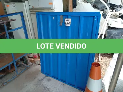 LOTE 454 - 02 PORTAS NA COR AZUL MEDINDO 1,00X16 COMPRIMENTO, 98 DE LARGURA.NA COR AZUL. (NO ESTADO) ATENÇÃO! FAZER A VISITAÇÃO ANTES DE ARREMATAR, NÃO SABEMOS SE FUNCIONA. LEILÃO NÃO TEM GARANTIA E NEM DEVOLUÇÃO, SUJEITO A POSSÍVEIS AVARIAS VISÍVEIS/OCULTAS E/OU AUSÊNCIA DE COMPONENTES.