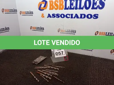 LOTE 057 - 01 LOTE C/APROXIMADAMENTE 20 BROCAS MODELOS DIVERSOS. (NO ESTADO) ATENÇÃO! FAZER A VISITAÇÃO ANTES DE ARREMATAR, NÃO SABEMOS SE FUNCIONA. LEILÃO NÃO TEM GARANTIA E NEM DEVOLUÇÃO, SUJEITO A POSSÍVEIS AVARIAS VISÍVEIS/OCULTAS E/OU AUSÊNCIA DE COMPONENTES.