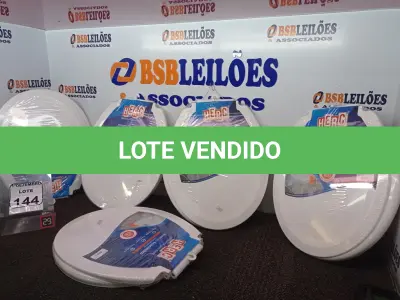 LOTE 144 - 04 ASSENTOS DE PLÁSTICO MARCA HERC. (NO ESTADO) ATENÇÃO! FAZER A VISITAÇÃO ANTES DE ARREMATAR, NÃO SABEMOS SE FUNCIONA. LEILÃO NÃO TEM GARANTIA E NEM DEVOLUÇÃO, SUJEITO A POSSÍVEIS AVARIAS VISÍVEIS/OCULTAS E/OU AUSÊNCIA DE COMPONENTES.