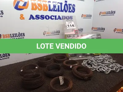 LOTE 114 - 08 ROLOS DE ARAME 01 MOSTRUÁRIO P/BROCAS E 01 CORRENTE 3METROS. (NO ESTADO) ATENÇÃO! FAZER A VISITAÇÃO ANTES DE ARREMATAR, NÃO SABEMOS SE FUNCIONA. LEILÃO NÃO TEM GARANTIA E NEM DEVOLUÇÃO, SUJEITO A POSSÍVEIS AVARIAS VISÍVEIS/OCULTAS E/OU AUSÊNCIA DE COMPONENTES.